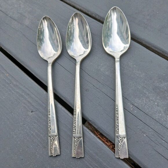 Oneida CAPRICE Nobility Silver Plate 1937 Silverware 3-pc Serving Spoons - Picture 1 of 2
